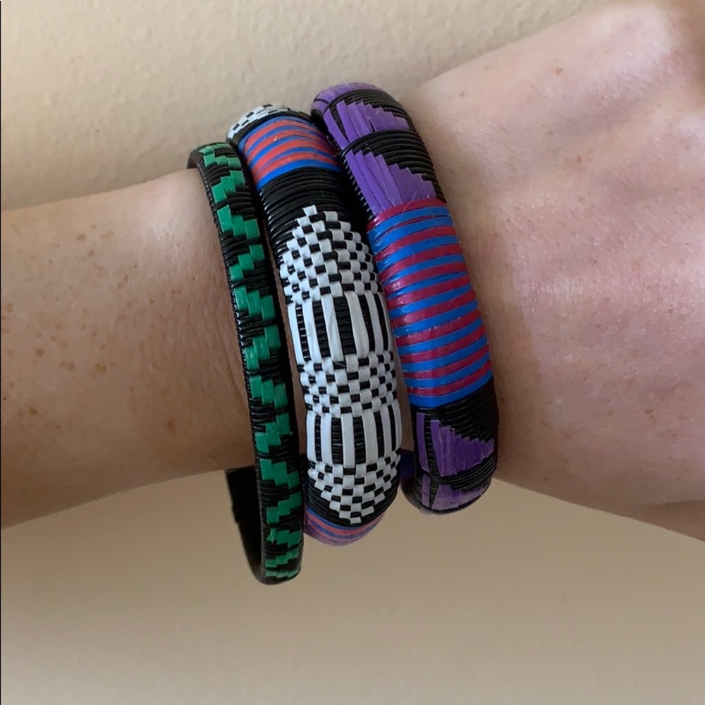 3️⃣Straw handmade bracelets